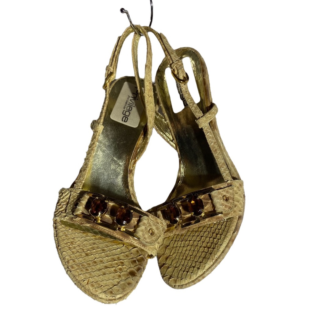 NWOT Amber stone embellished snakeskin sandal